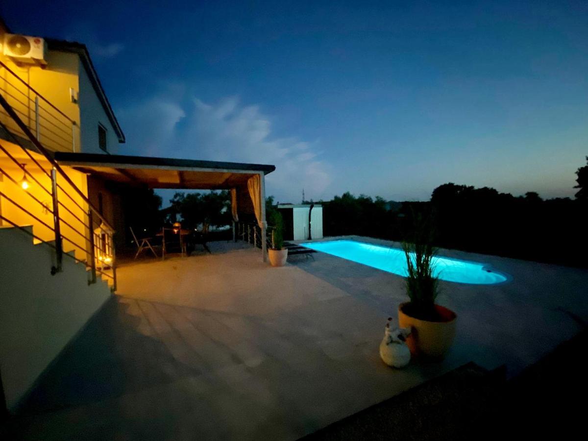 Naturia Holiday House ميدولين المظهر الخارجي الصورة